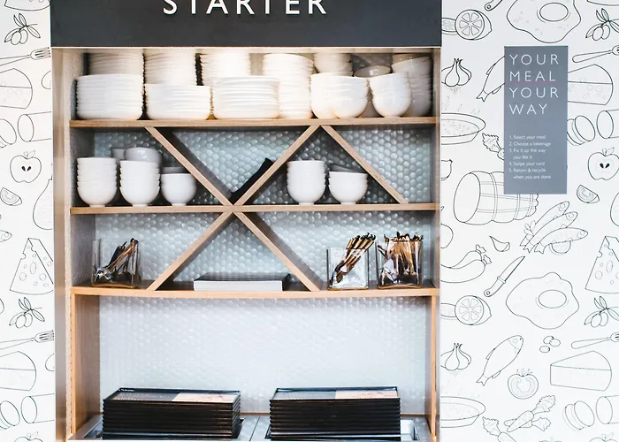 Moxy Munich Airport 4*