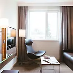 Moxy Munich Airport מלון Schwaig bei Nürnberg