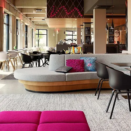 מלון Moxy Munich Airport