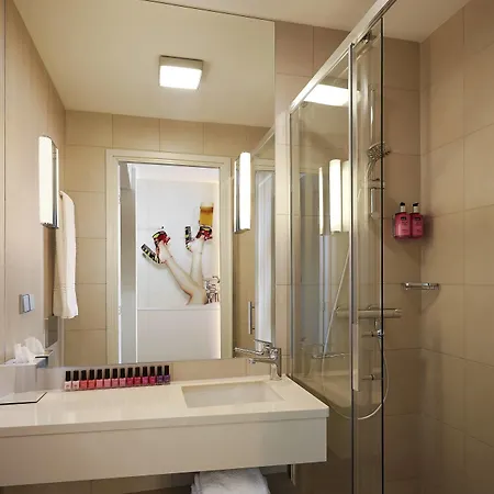 Hotel Moxy Munich Airport Oberding