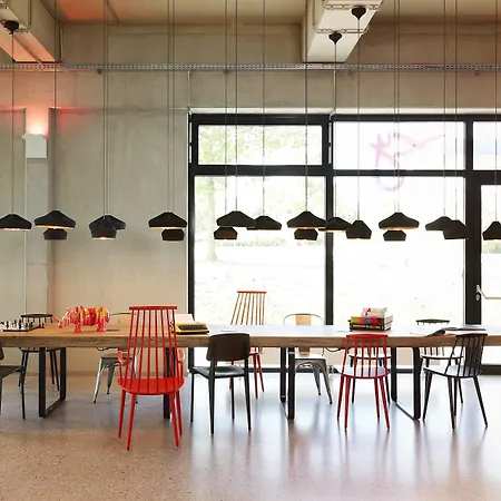 Moxy Munich Airport Hotel