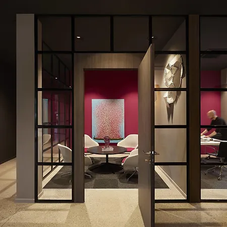 Moxy Munich Airport Ξενοδοχείο