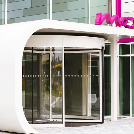 Moxy Munich Airport 4*