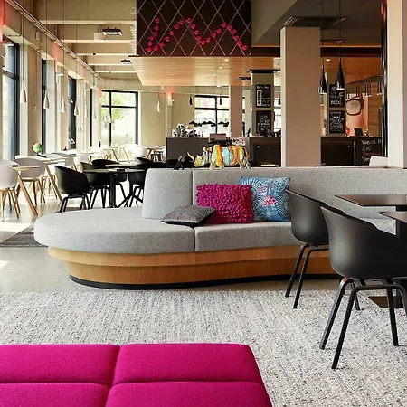 Moxy Munich Airport מלון Schwaig bei Nürnberg