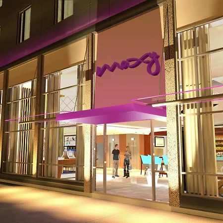 Moxy Munich Airport מלון 4*