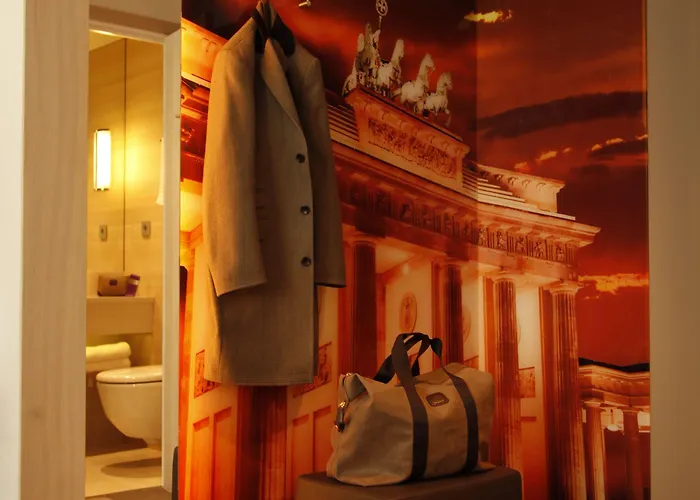 Hotel Moxy Munich Airport 4*