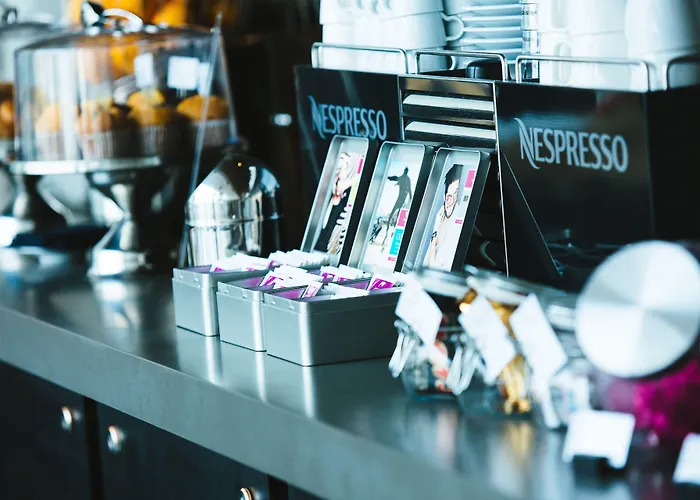 Moxy Munich Airport Hotel 4*