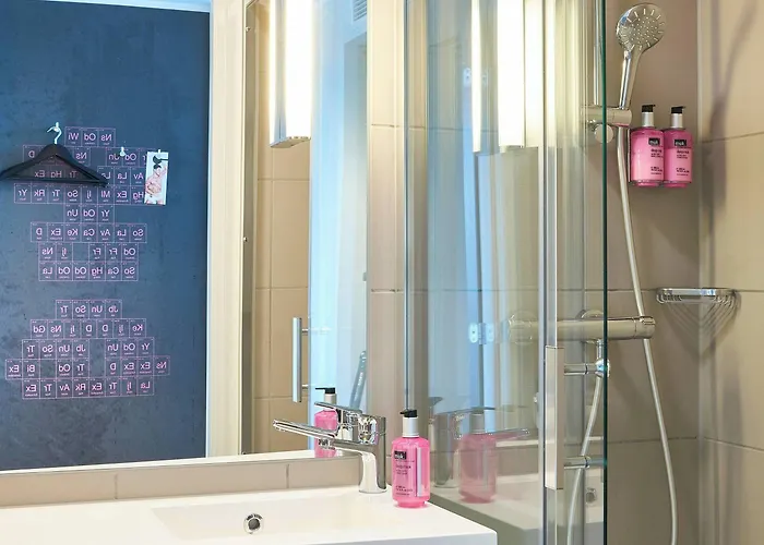 Moxy Munich Airport Hotel 4*
